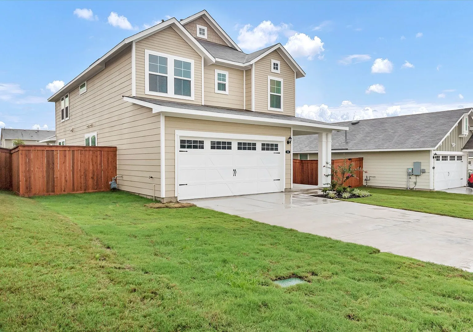 135 Lyndon Dr, San Marcos, Texas 78666 — Photo 2