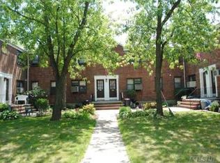 16610 17th Rd, Whitestone, NY 11357