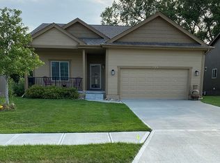 8116 S 190th St, Omaha, NE 68136