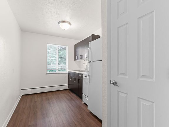 4th image of 6130 W 40th Ave APT 8