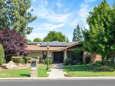 2081 Santa Ana Ave, Clovis, CA, 93611