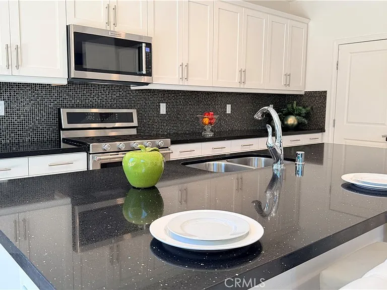 1801 Marquez Way — Photo 19