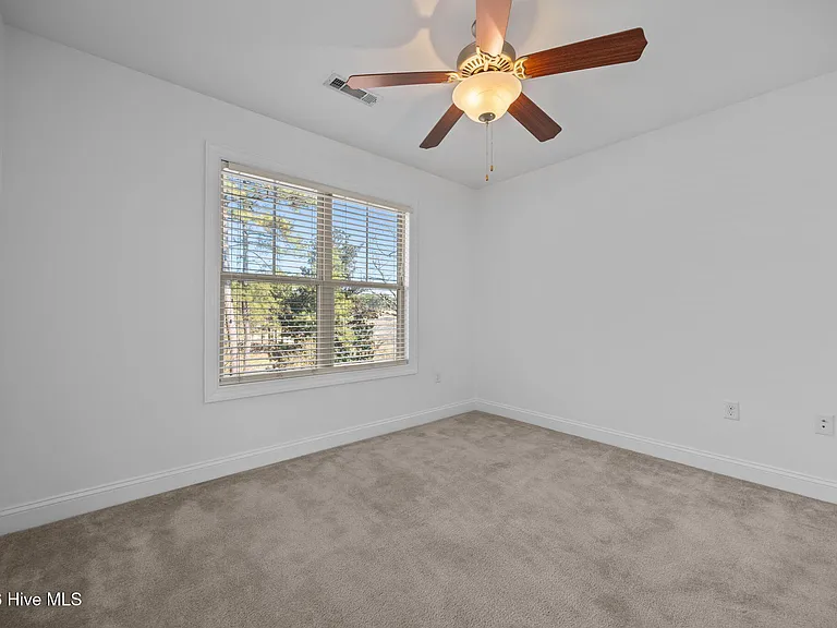 58 Cypress Cir — Photo 17