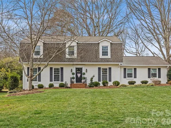 5145 Lansing Dr, Charlotte, NC 28270