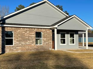 411 E Spruce St, Huntington, TX 75949