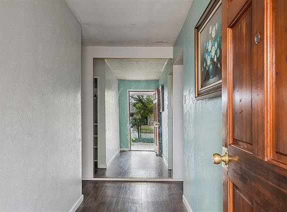 5th image of 7453 Tunbridge Dr