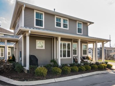 1036 Treaty Oaks Dr, Nashville, TN, 37209