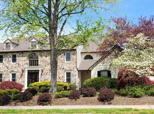 12 Riverstone Cir, New Hope, PA 18938