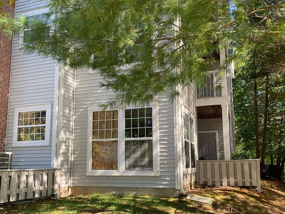 2nd image of 4411 Silverbrook Ln