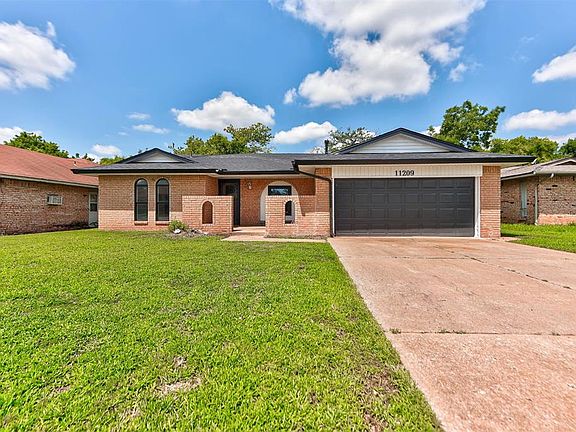 2nd image of 11209 Bel Air Pl