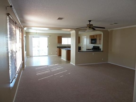 3rd image of 2936 Donnell Dr