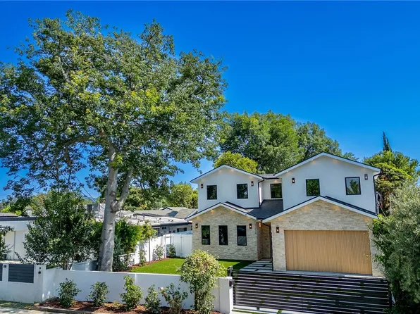 22616 Hatteras St, Woodland Hills, CA 91367