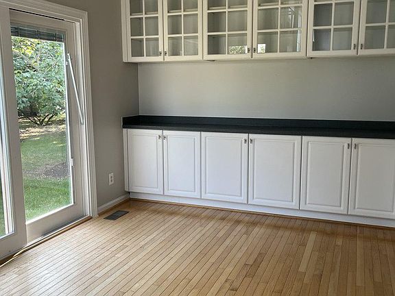 4th image of 12525 Fox View Way