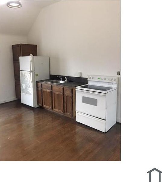 2nd image of 2427 Roxboro Rd Suite 2