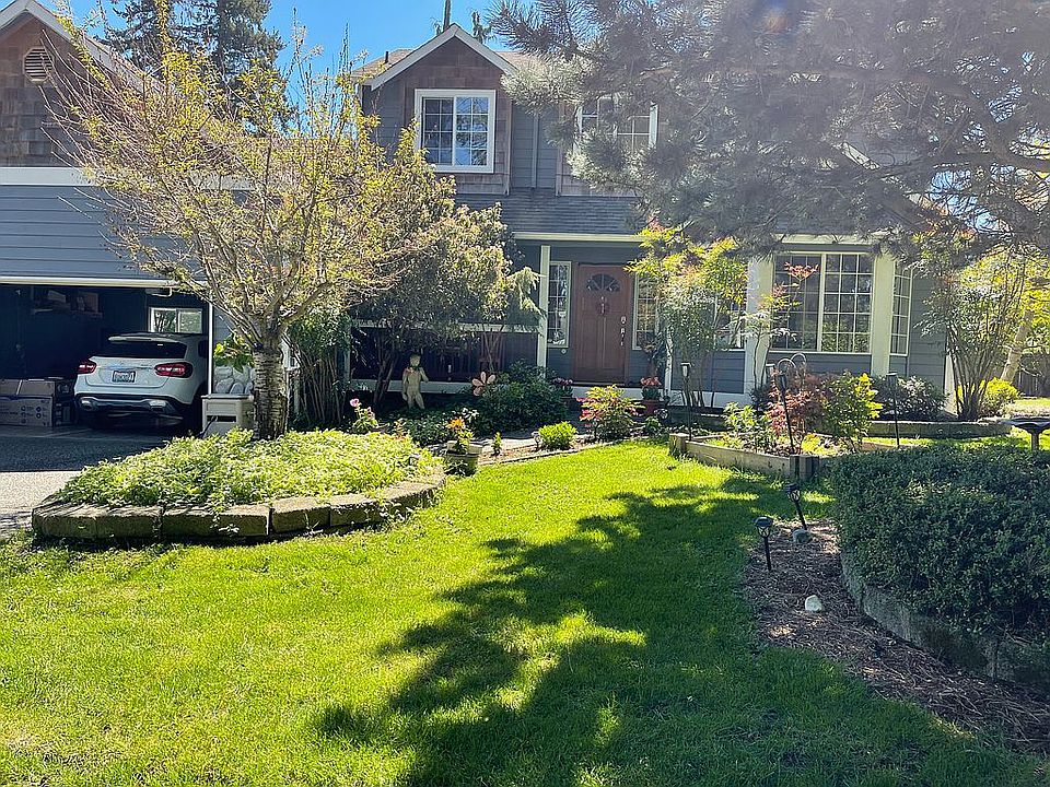 1st image of 17826 Larch Way