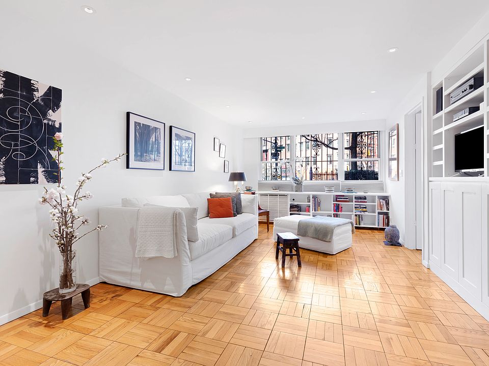 1st image of 14 Horatio St APT 1E