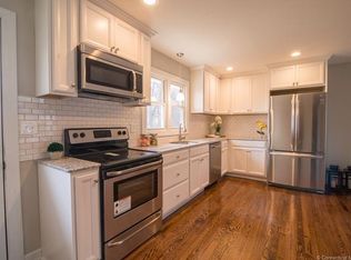9 Enright St, West Haven, CT 06516