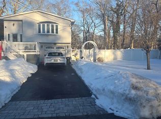 606 Birch Hollow Drive, Shirley, NY 11967