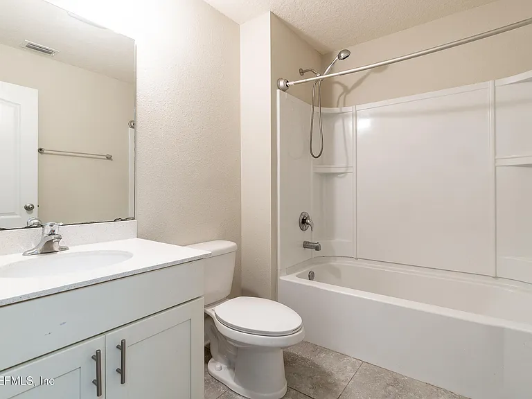 146 Castro Ct — Photo 19