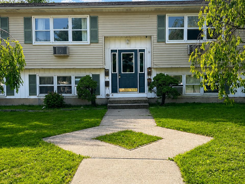 1st image of 39 Elmview Cir APT 3