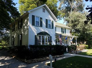 214 W Elm St, Wenona, IL 61377