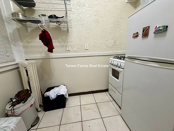 4th image of 107 Gordon St APT 2F