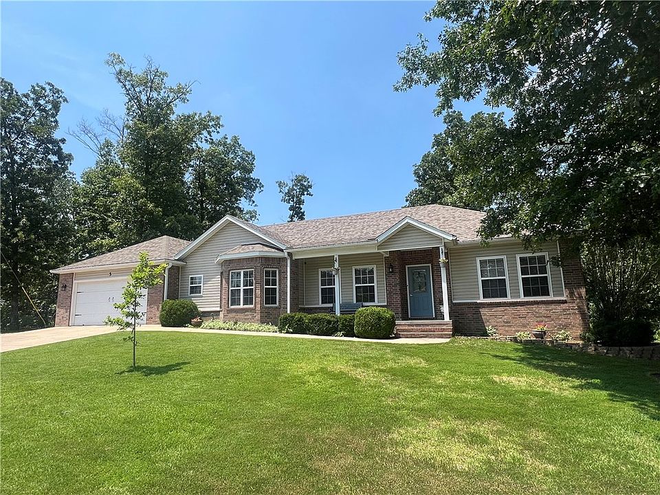 1st image of 5 Alford Cir