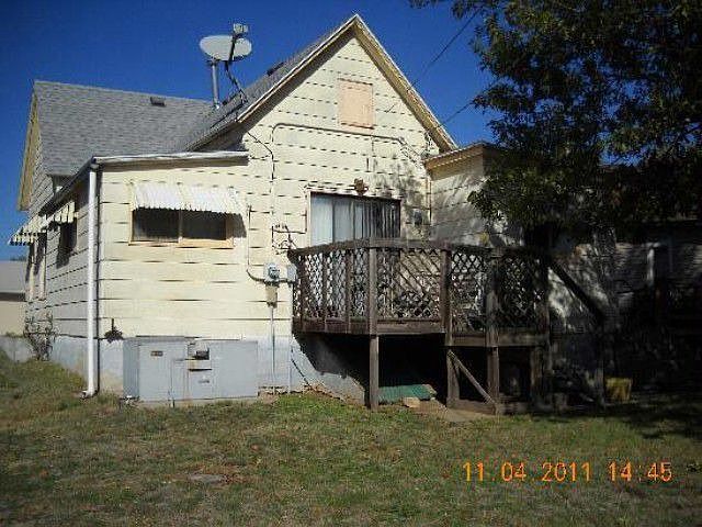 2nd image of 503 E C Ave