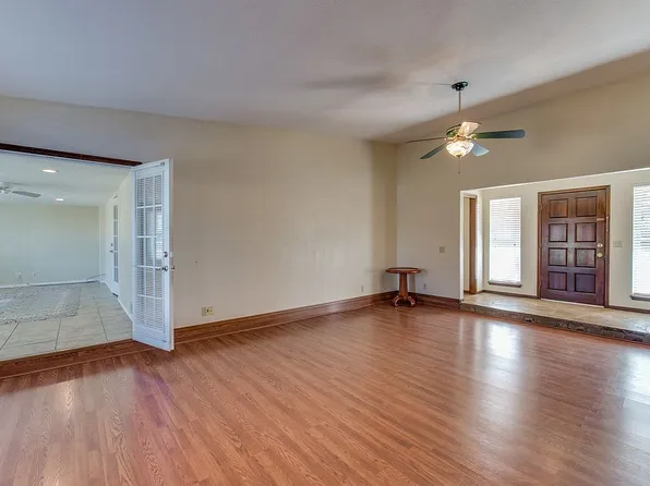 1901 Bowling Green Pl, Norman, OK 73071