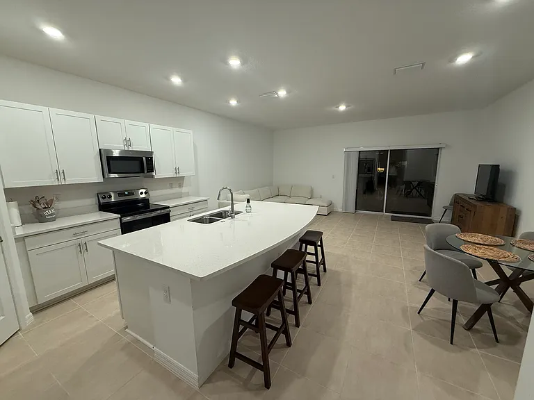8733 Winter Breeze Way — Photo 16