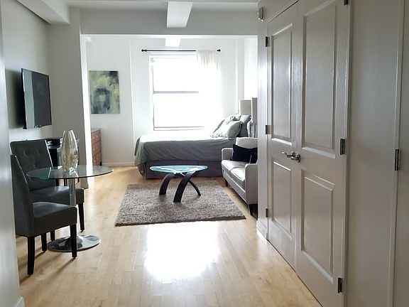 5th image of 20 West St APT 33C