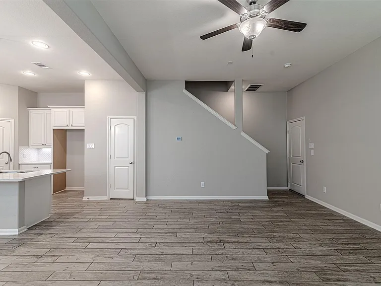 5543 Purple Meadow Ln — Photo 11