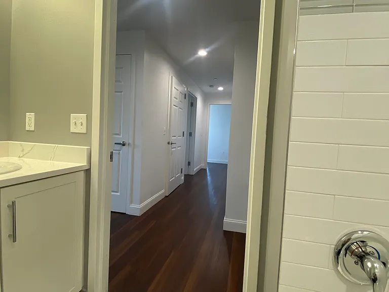 3100 Bergenline Ave #402 — Photo 39