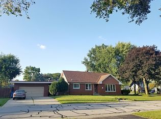 244 S Iowa Ave, Addison, IL 60101