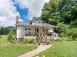 1484 Lickskillet Rd, Burnsville, NC 28714