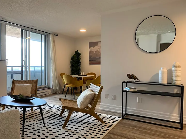 435 Albert St — Photo 21