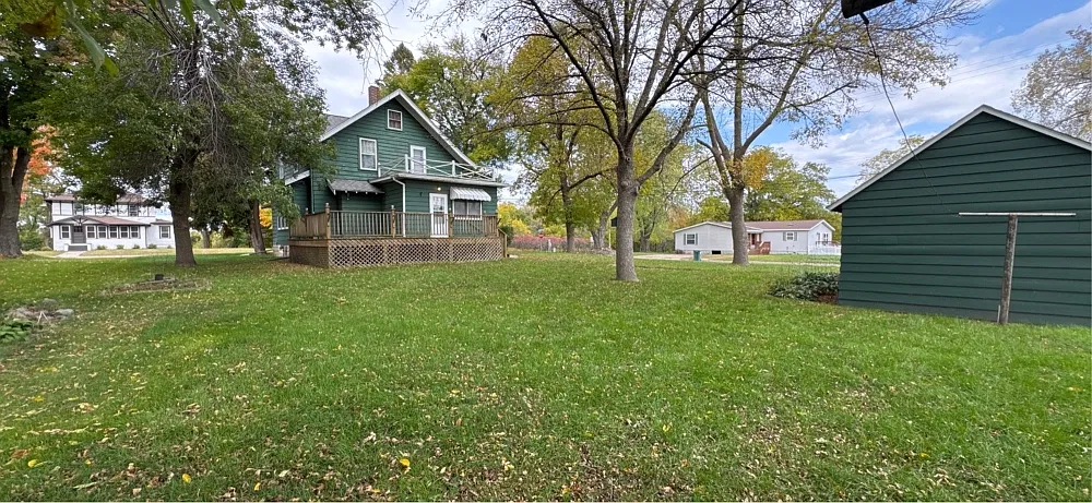 340 Parker Avenue East - 1 — Photo 3