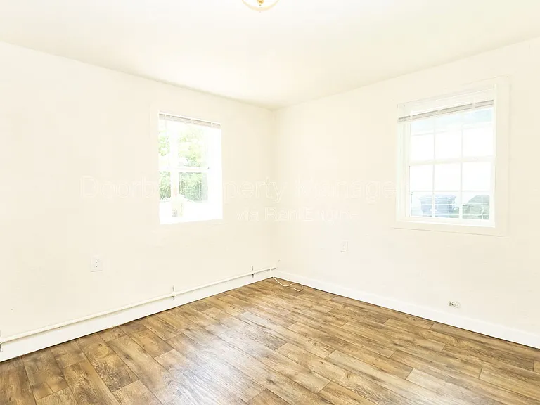 417 N Hawthorne St #417 — Photo 7