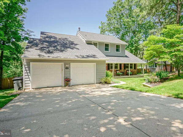 61 Chippenham Dr, Voorhees, NJ 08043