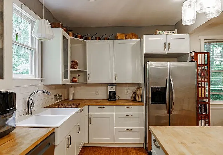 145 Hillside St — Photo 14