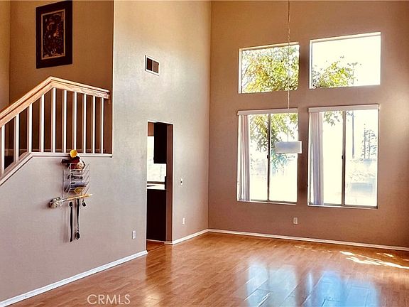 3rd image of 31136 Slate St