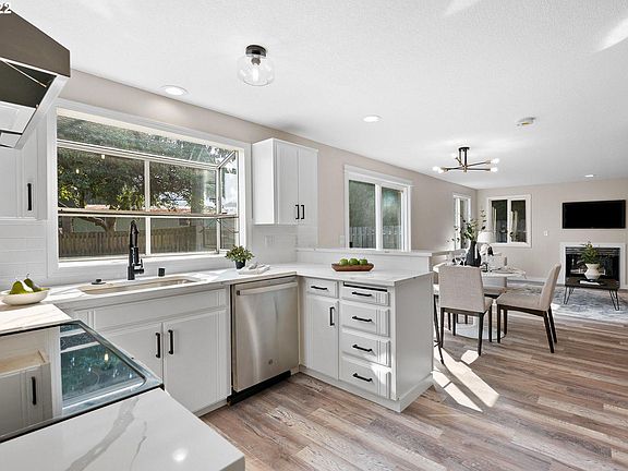 5th image of 9109 NW 21st Ave