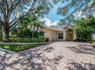 450 Liam Ave, Tarpon Springs, FL 34689