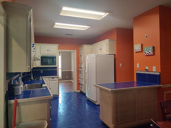 5th image of 7509 Brockwood Ct