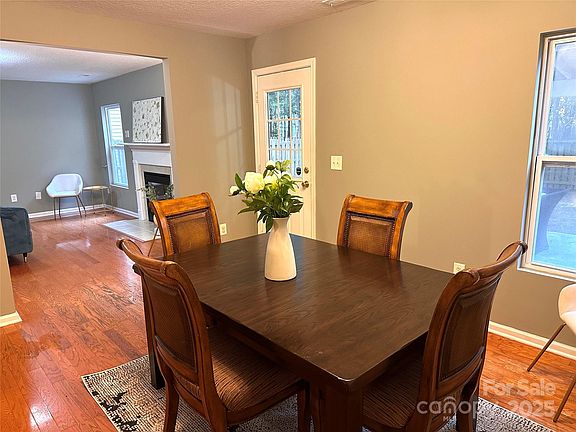 5th image of 11635 Village Pond Dr