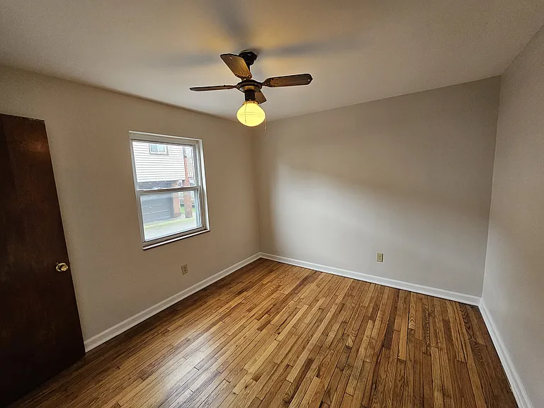 385 Laura St #1 — Photo 6