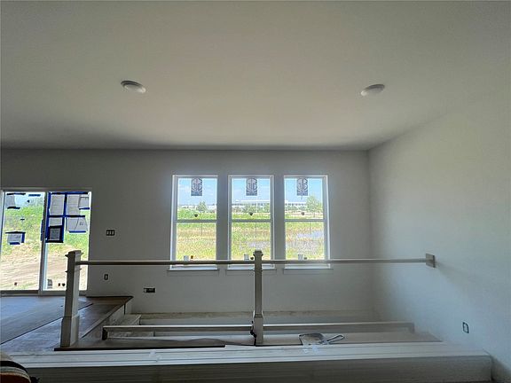 5th image of 6818 Artesa Bell Dr SW