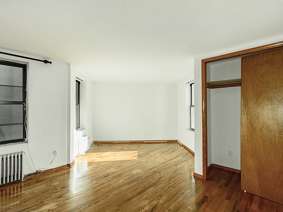 5th image of 29 7th Ave S #3BB