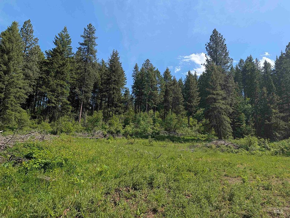 1st image of 714 Mountain Top Dr #3