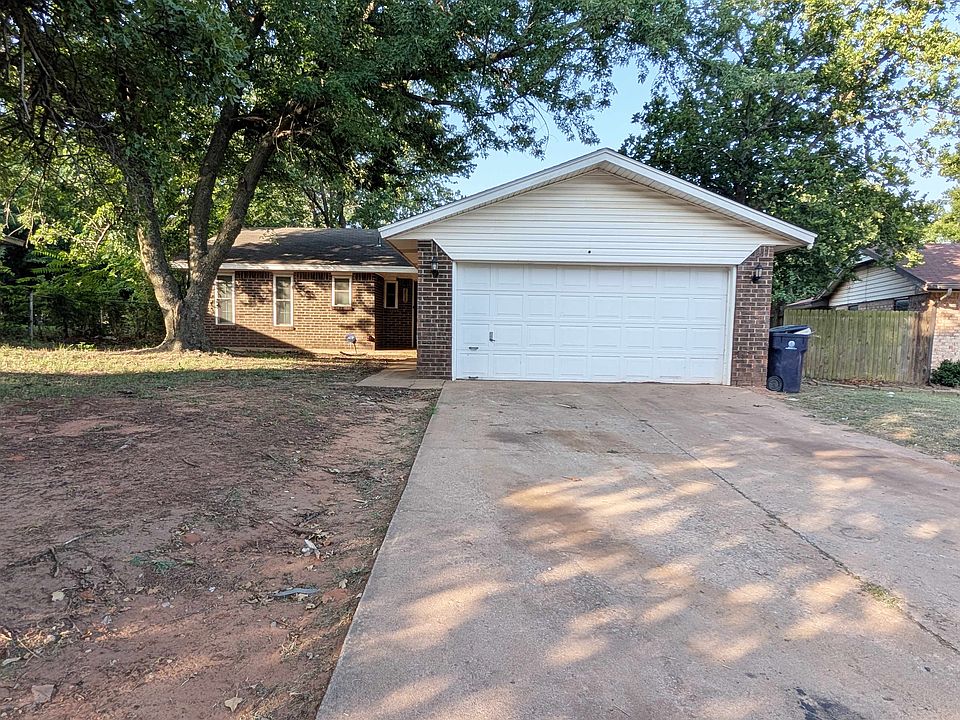 1st image of 2412 SE 51st St